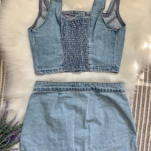 đź–¤JEAN SKIRT AND TOP SET - Picture 5 of 5